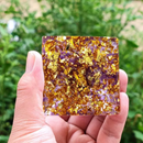 Pirâmide Orgonite Flor de Lótus Ametista