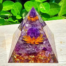 Pirâmide Orgonite Flor de Lótus Ametista