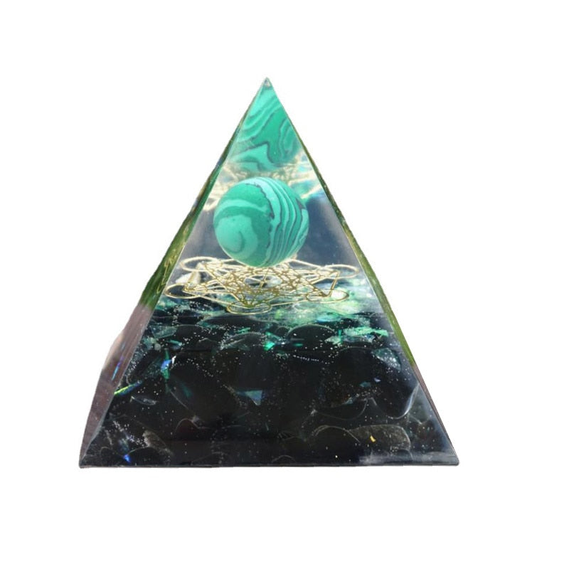 Pirâmide Orgonite - Esfera de cristal Malaquita