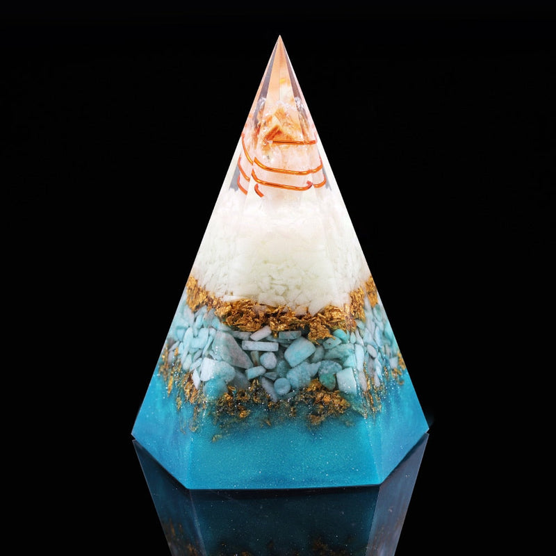 Pirâmide Orgonite Luminosa - Com Amazonita