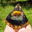 Pirâmide Orgonite da Proteção e Prosperidade - Esfera de Olho de Tigre com Obsidiana Negra
