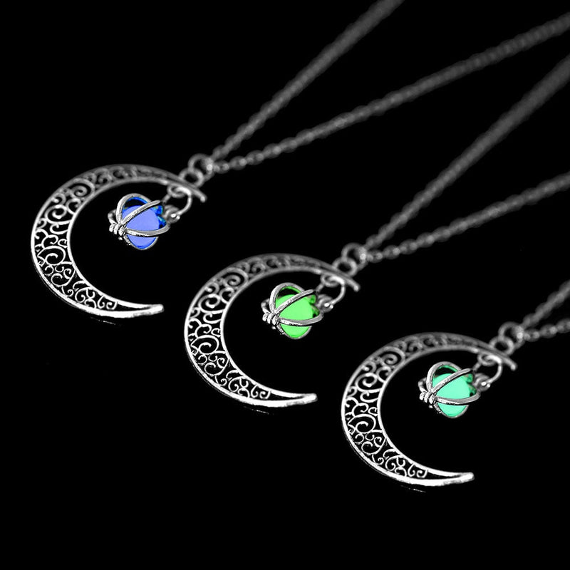 Colar Pingente Lua Iluminada - Brilha no Escuro