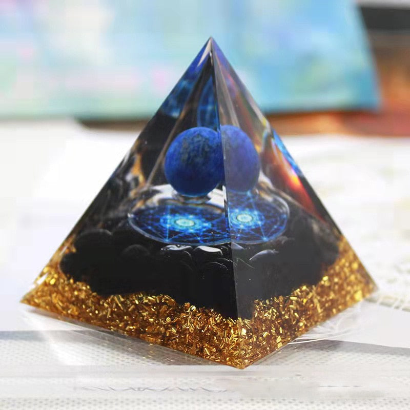 Pirâmide Orgonite Terapêutica - Proteção Divina Lápis Lazúli e Obsidiana Negra