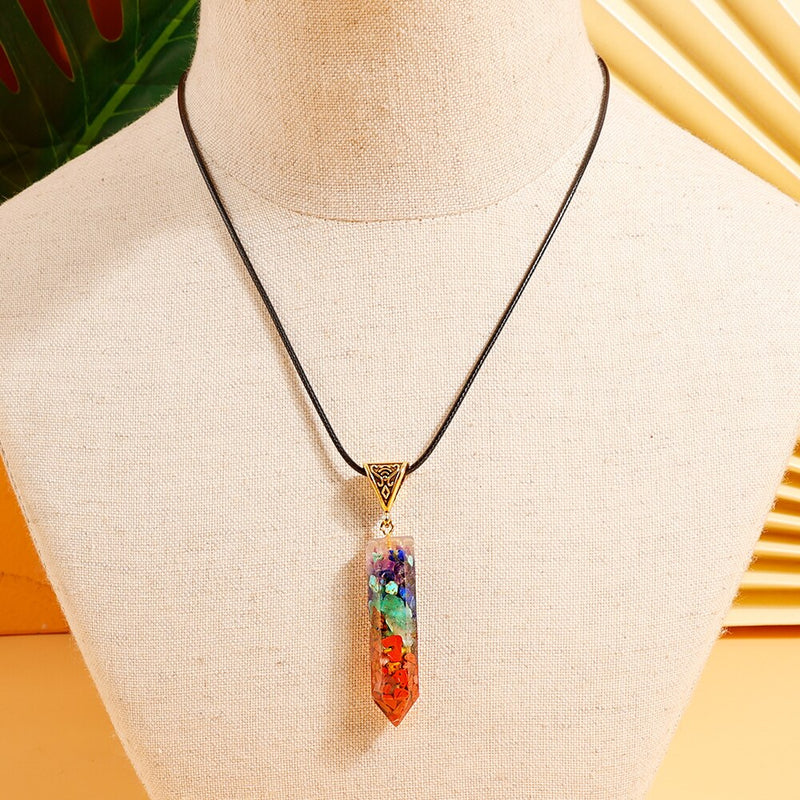 Colar Orgonite Hexagonal 7 Chakras
