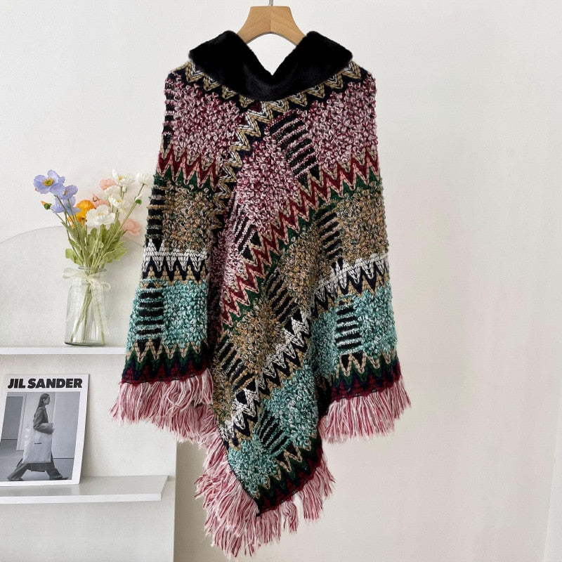 Poncho de Lã com Gola Pelinho